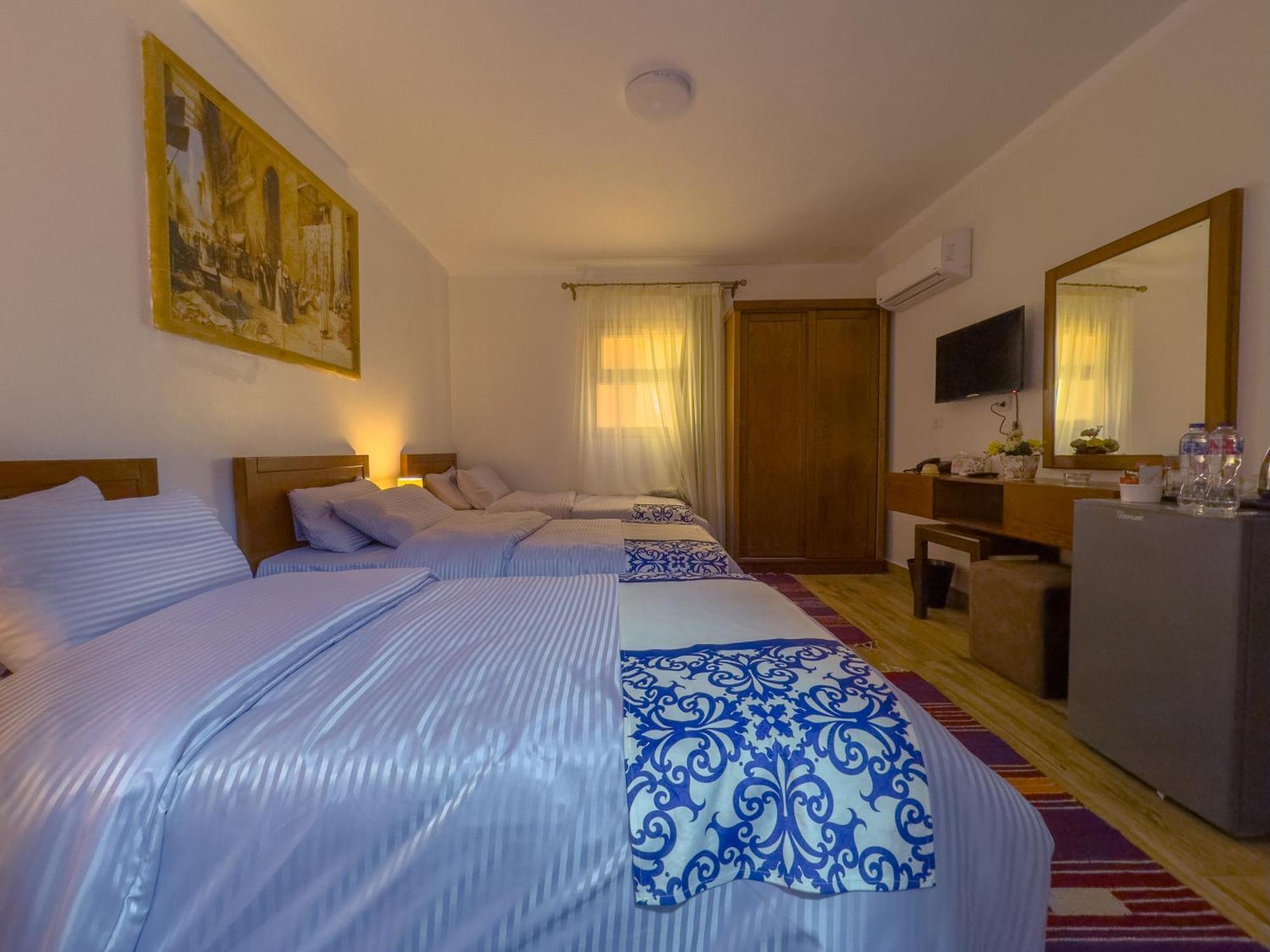 Royal Crown Hotel Giza Pyramids View Kafret el-Gabal Exterior foto